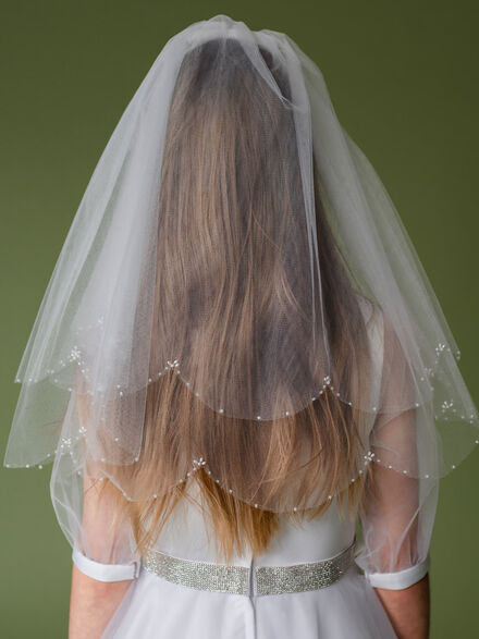 Beaded and Pearl Scallop Edge Veil