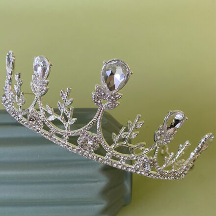 Royal Worthy Crown Tiara